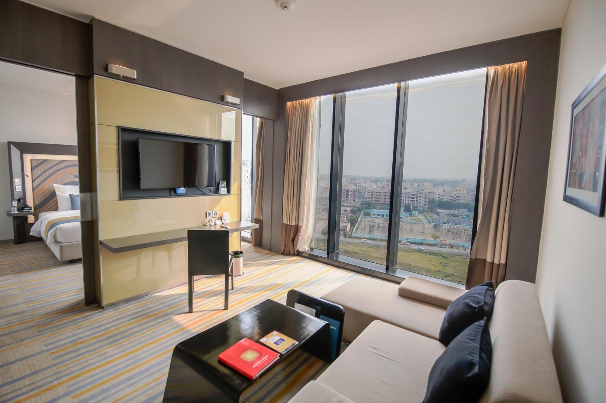 Novotel And Residences Hotel 5*